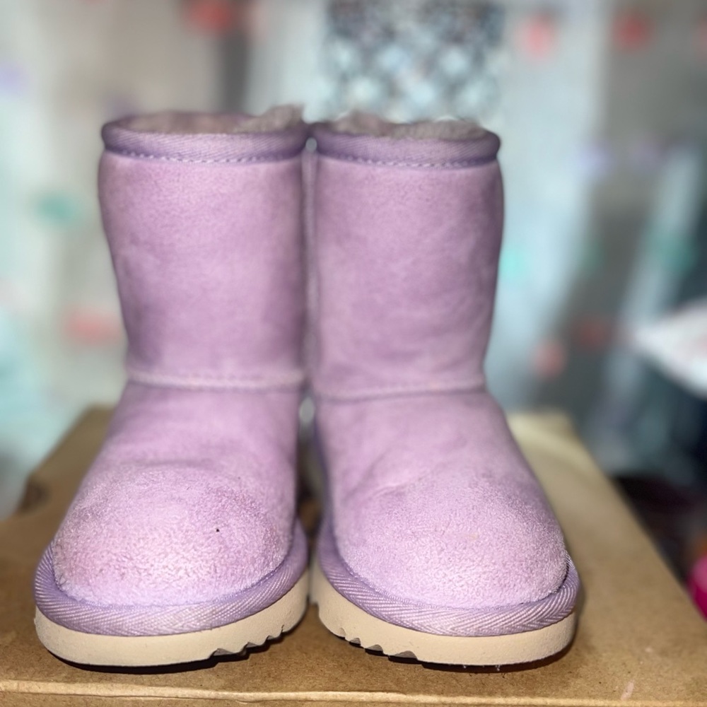 PURPLE UGG - Picture 5 of 5